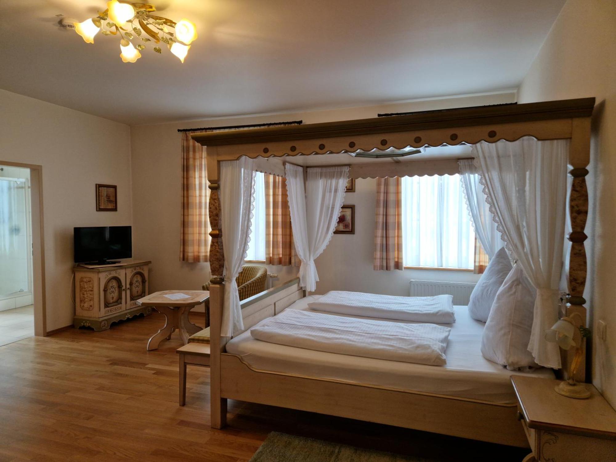סנדן Landgasthof Krone מראה חיצוני תמונה