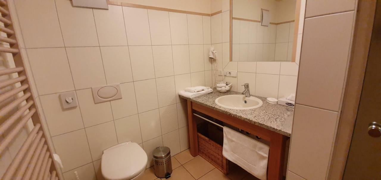 סנדן Landgasthof Krone מראה חיצוני תמונה